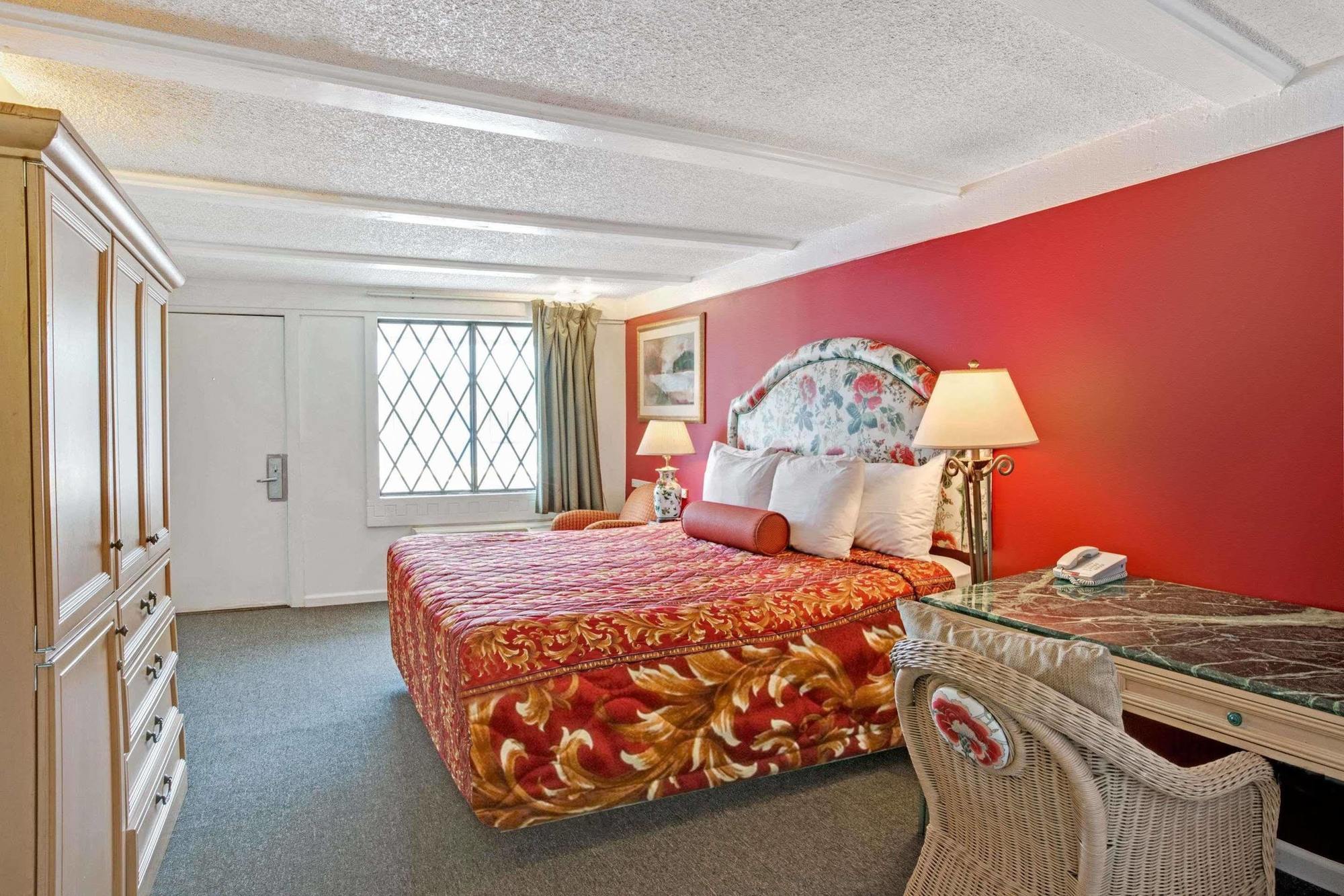 Knights Inn Charlotte South ไพน์วิลล์ ภายนอก รูปภาพ